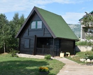 Bungalov petokrevetni